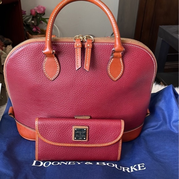 USED- Dooney and Bourke Cranberry Dome Zip Satchel. - Picture 3 of 12